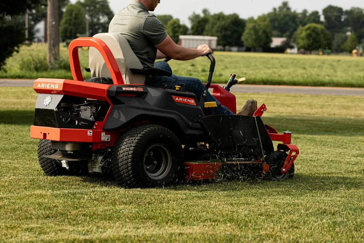 Riding mowers & garden tractors